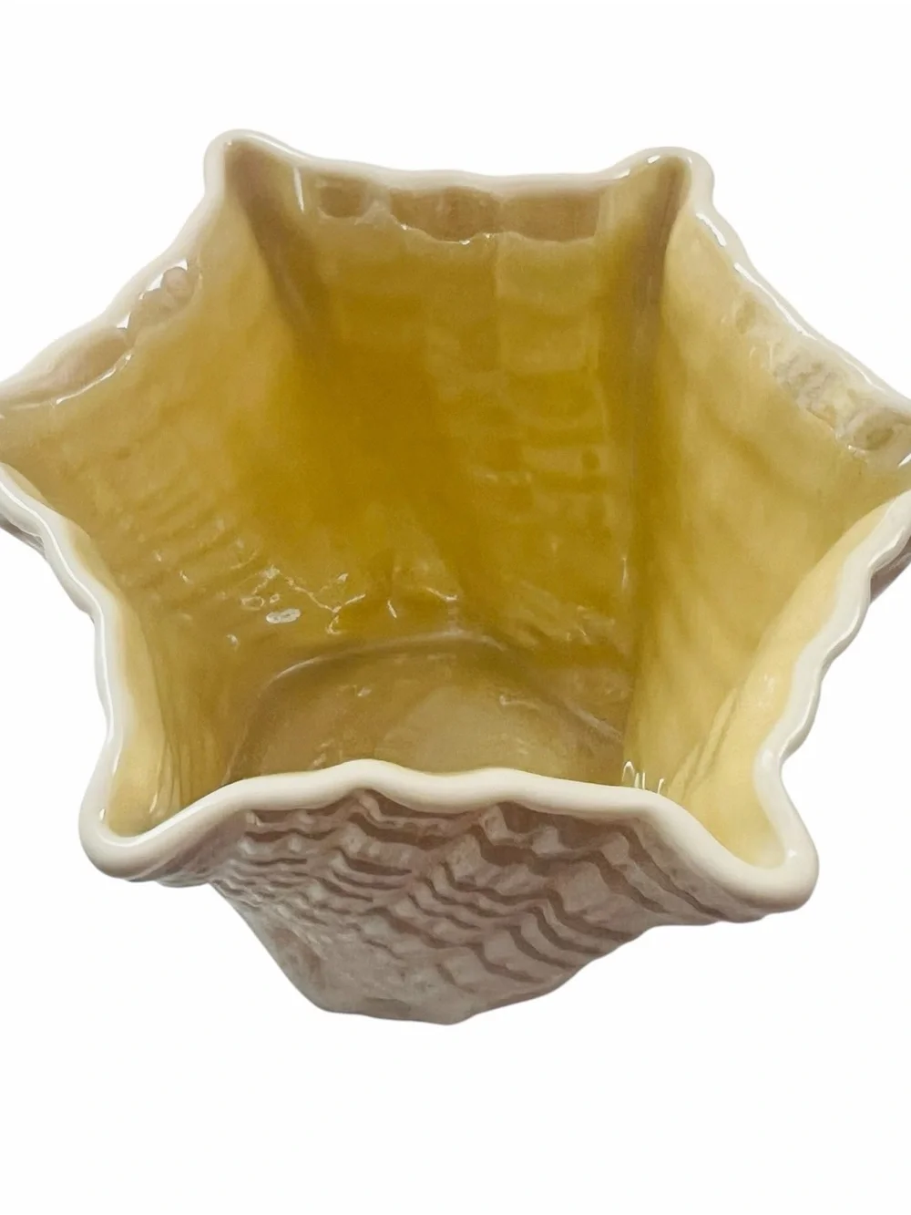 Vintage Belleek Ireland Spiral Limpet Shell Vase